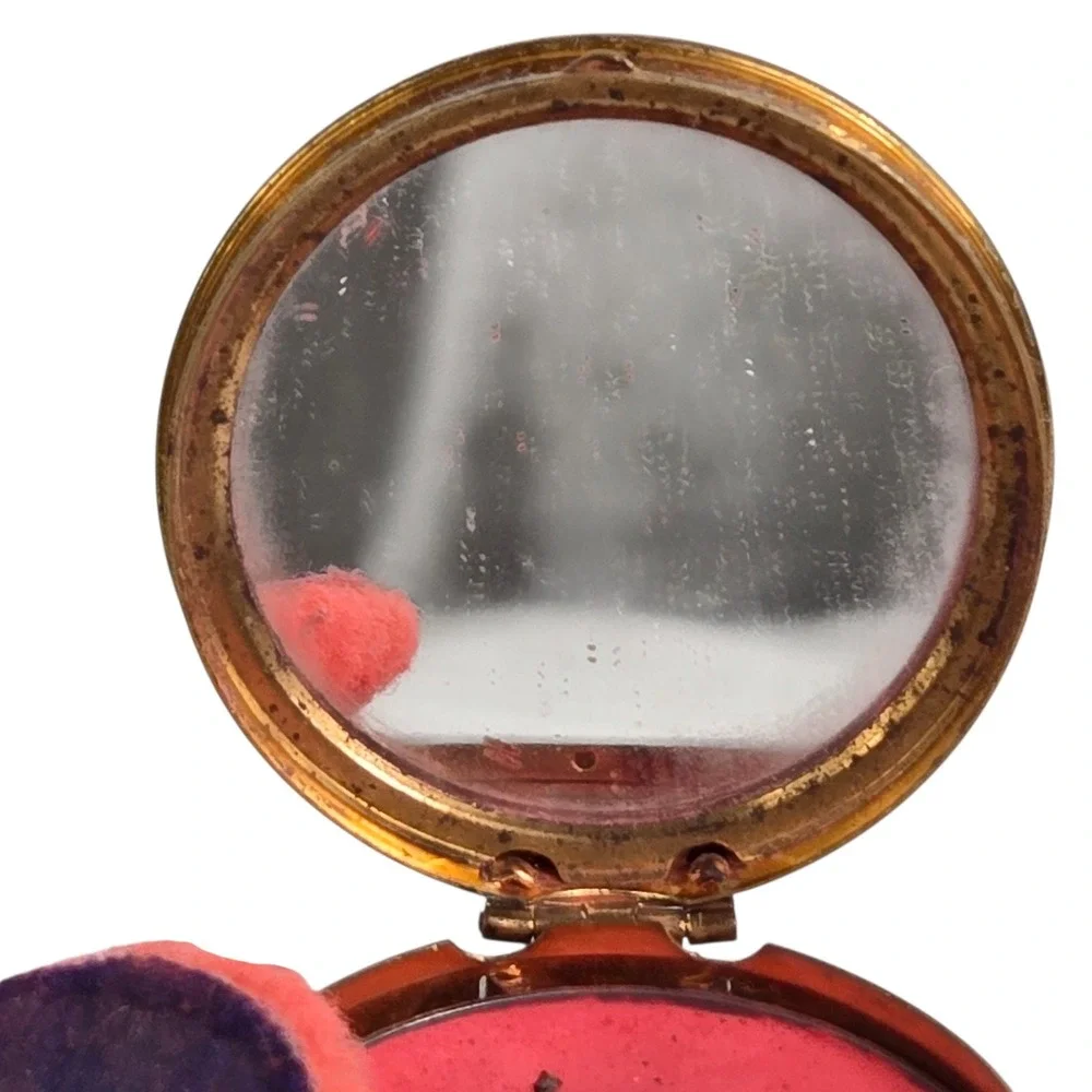 Vtg‎ Elmo PA Makeup Brass Compact Blush 40s Bright Pink Color Mirror Half Full